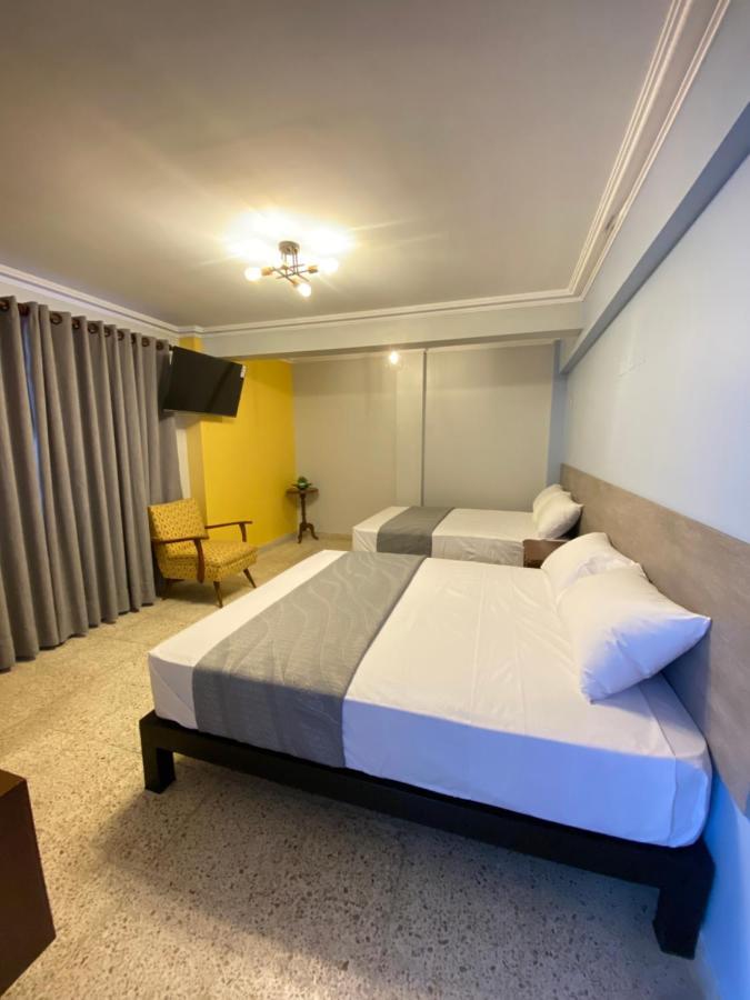 Izza Hotel コチャバンバ エクステリア 写真