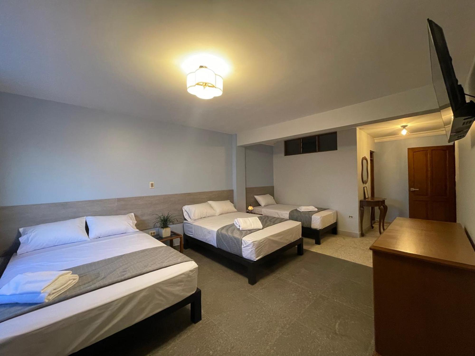 Izza Hotel コチャバンバ エクステリア 写真