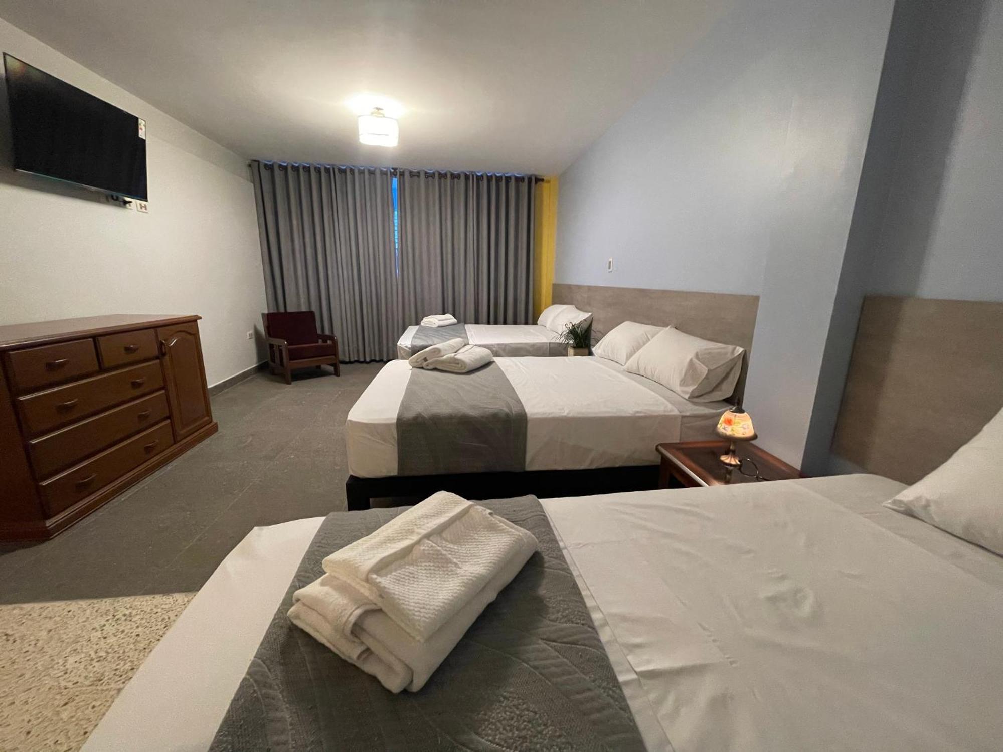 Izza Hotel コチャバンバ エクステリア 写真